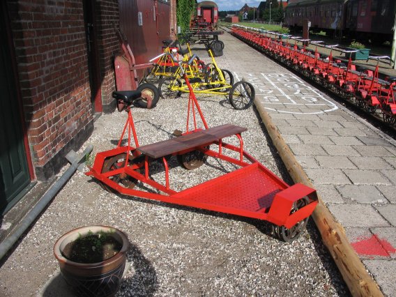 Railroad track bicycle